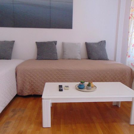 Lovely Equipped Apartment In Kallithea Афіни Екстер'єр фото