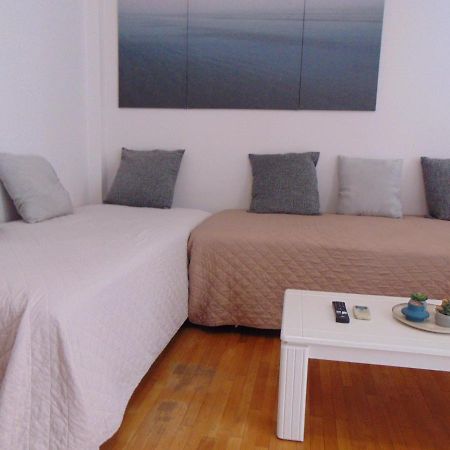 Lovely Equipped Apartment In Kallithea Афіни Екстер'єр фото