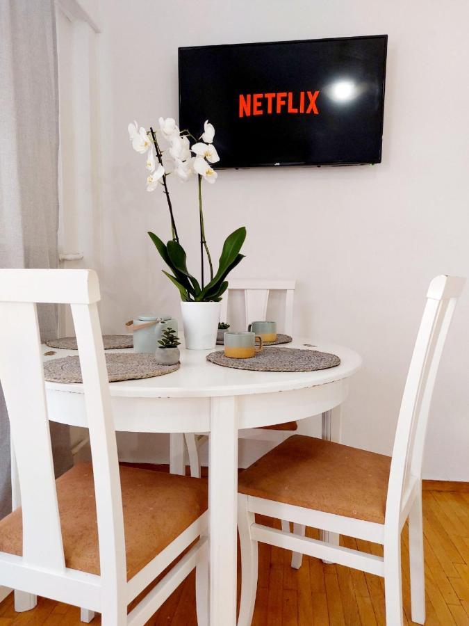 Lovely Equipped Apartment In Kallithea Афіни Екстер'єр фото