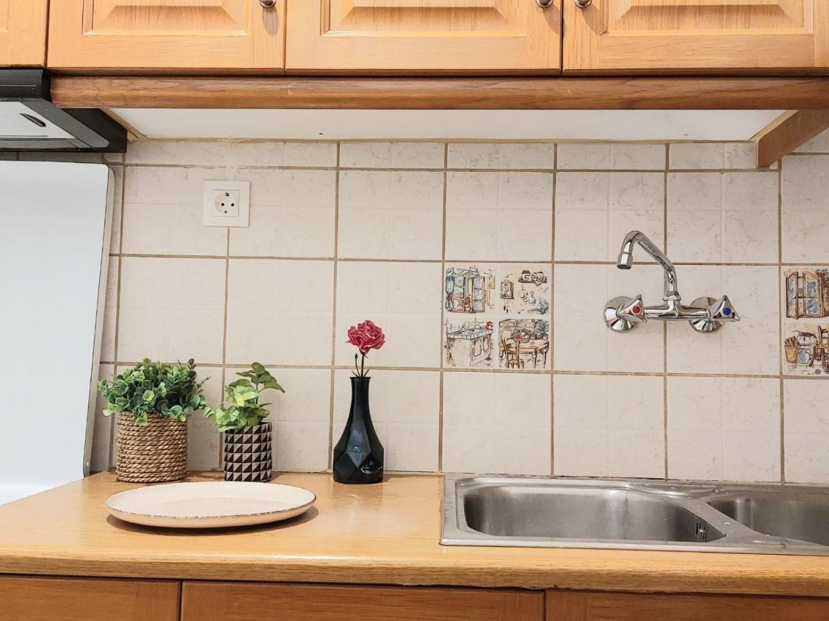 Lovely Equipped Apartment In Kallithea Афіни Екстер'єр фото